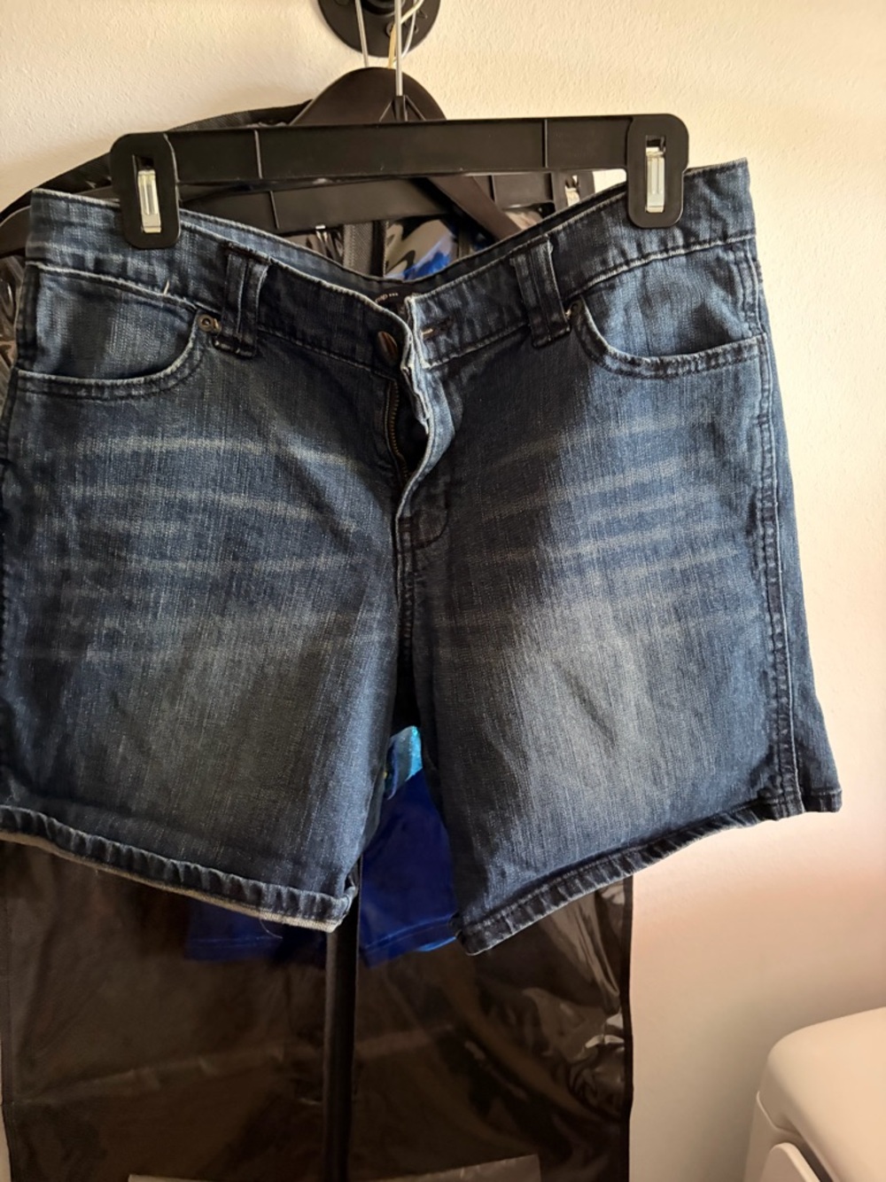 Gap Dark Wash Denim Jean Shorts Cuffed Roll Hem Women's Size 10